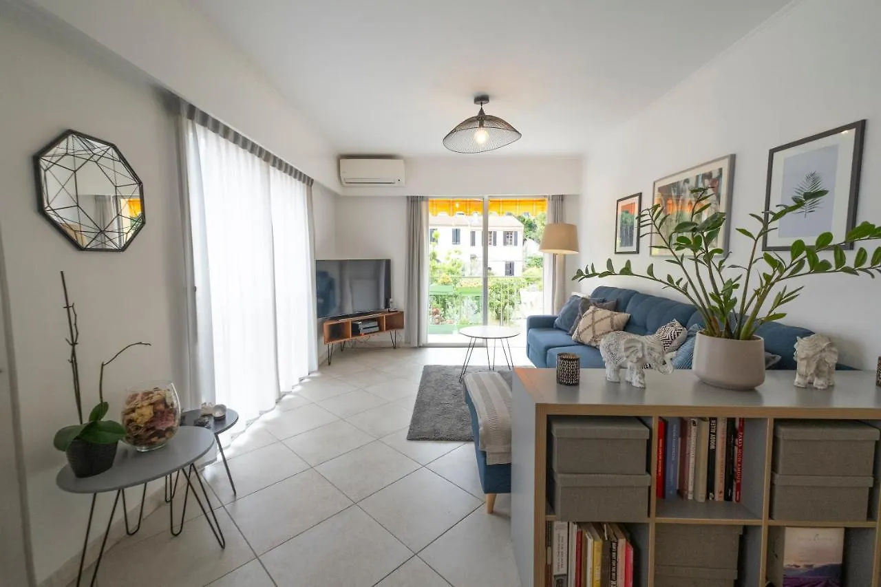 Garden View Terrace Appartement Menton 0*,  Francie